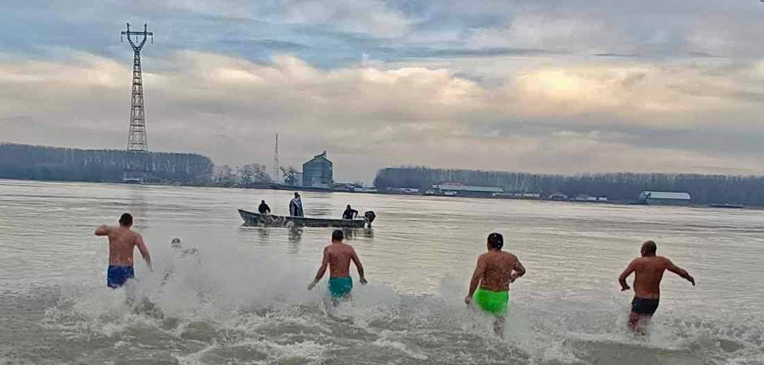 Богоявление в Оряхово 